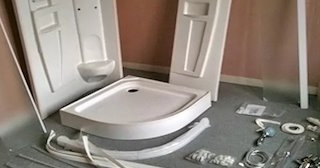 Установка и монтаж душевых кабин от 4145 руб. в Усолье-Сибирском - СантехДомСль